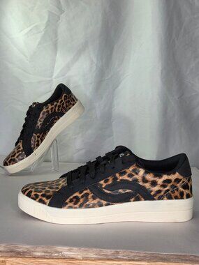 Ryka Viv Next Lace up Sneakers (Leopard Fabric) - Size 10 W
